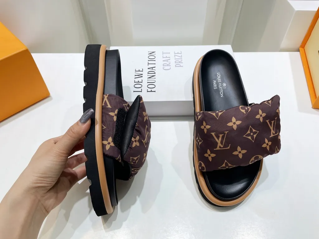 Louis Vuitton Shoe 